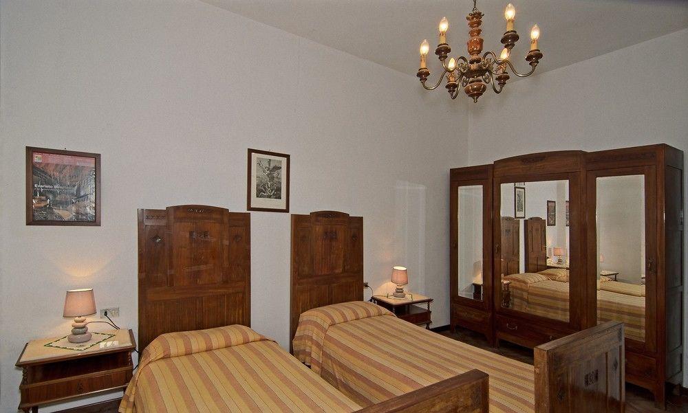 Podere"Sulle Soglie Del Bosco" Appartament And Rooms Πέσια Εξωτερικό φωτογραφία