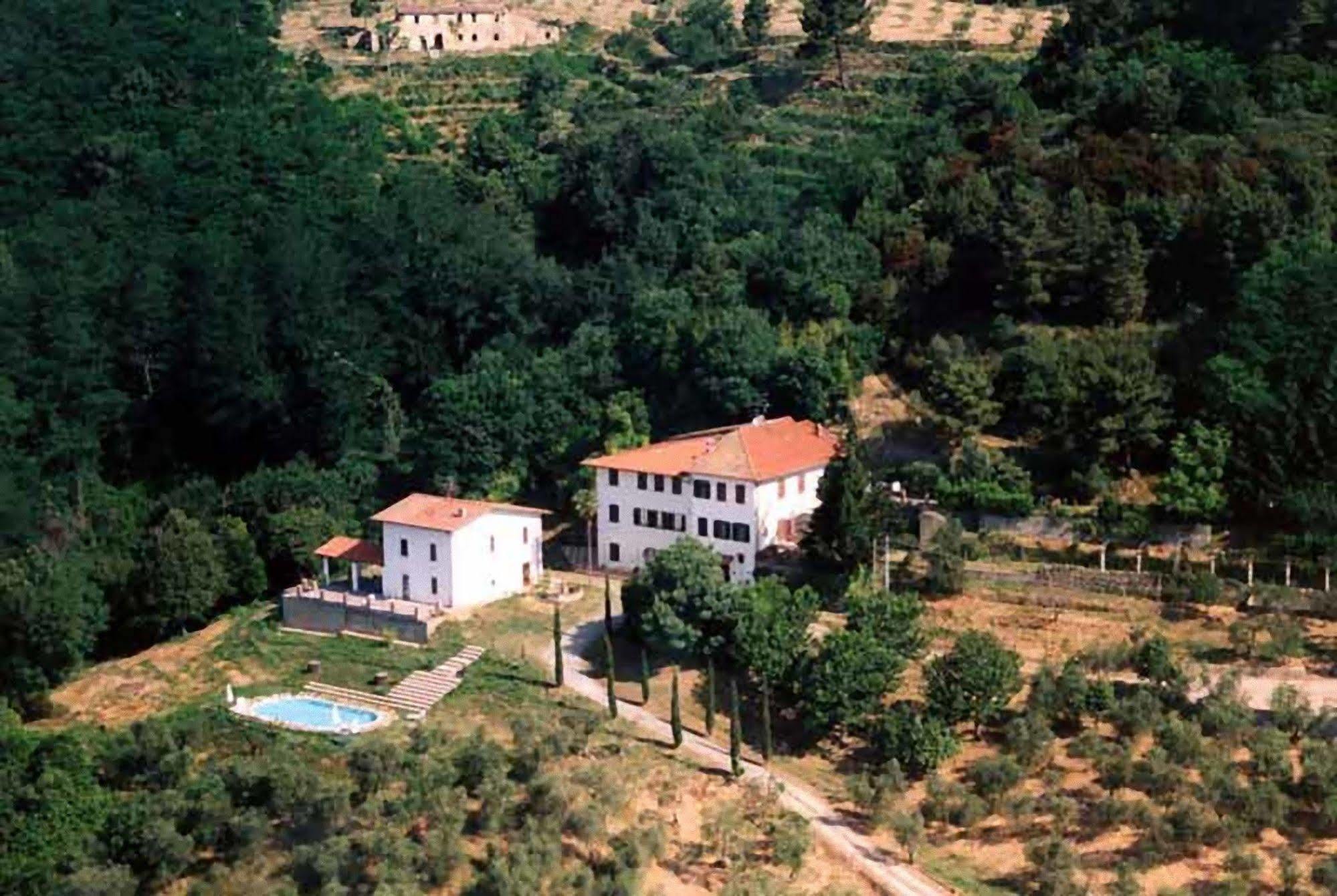 Podere"Sulle Soglie Del Bosco" Appartament And Rooms Πέσια Εξωτερικό φωτογραφία